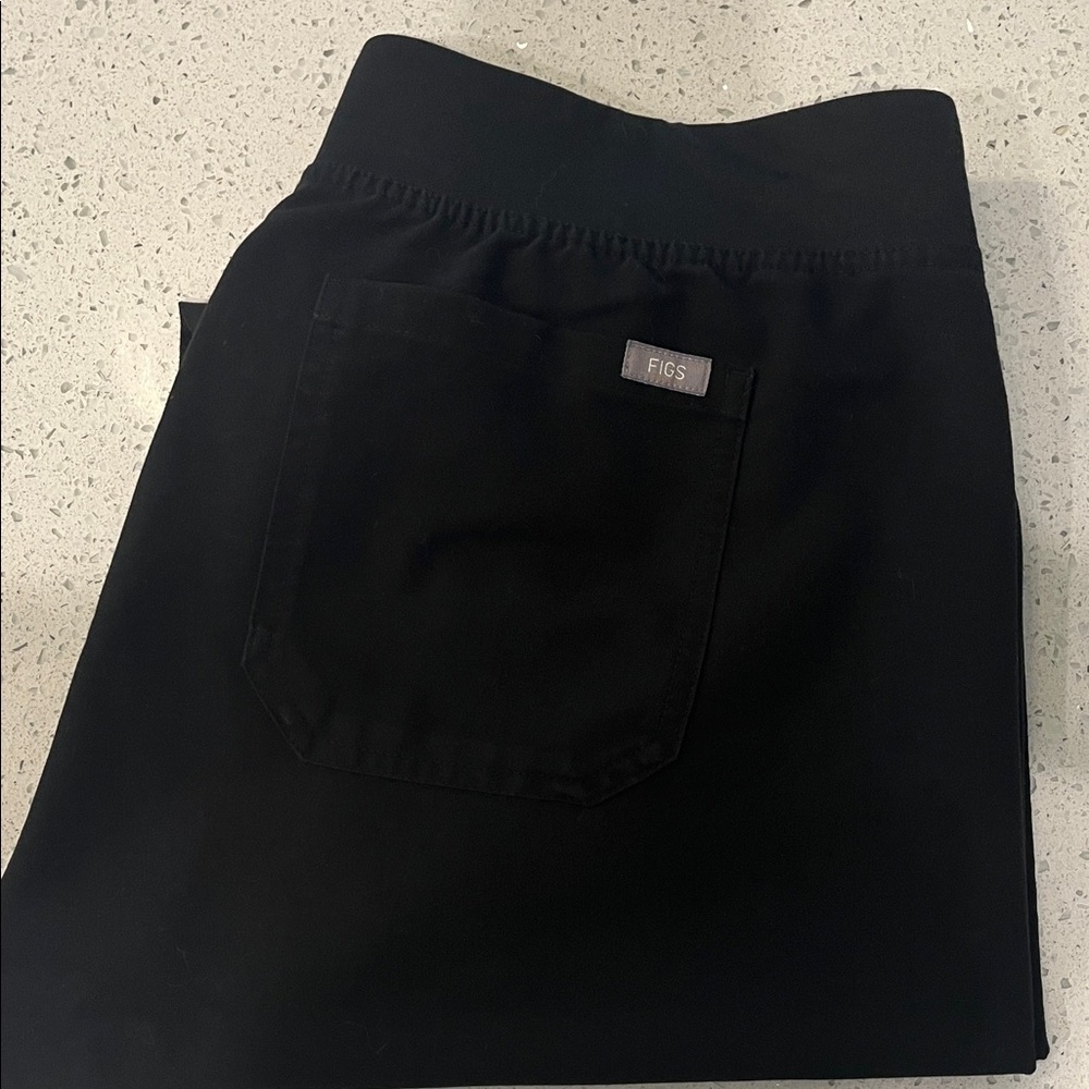FIGS Livingston Black Women's Scrub Pants with Back Pocket